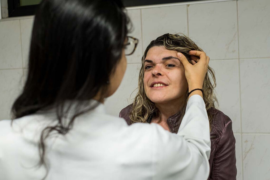 O que é e como é feita a cirurgia da macrotia?