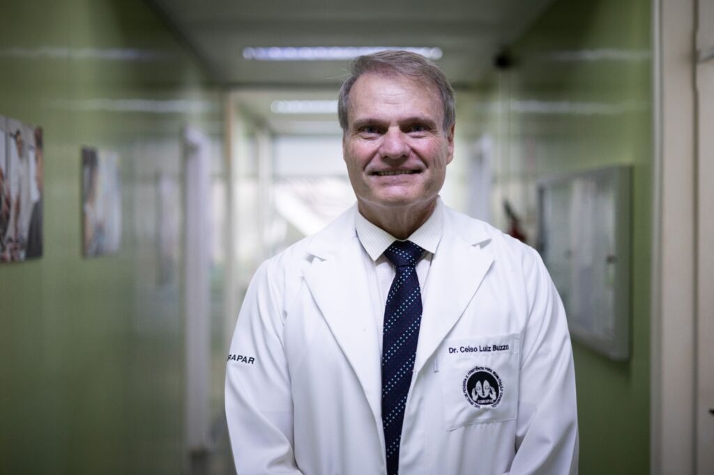 Dr. Celso Buzzo: Excelência em Cirurgia Craniofacial